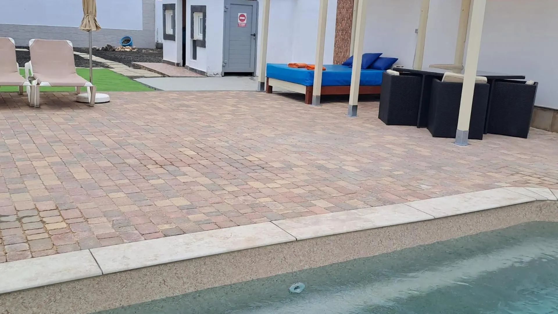 Villa Experience Heated Salty Water Pool Caleta De Fuste Spain